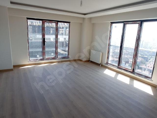 ACİL ! BAĞCILAR MEYDANA YAKIN LÜKS SİTEDE 3+1,130M2 HARİKA DAİRE