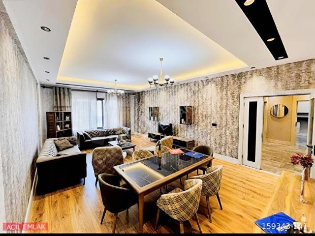 ACİL EMLAKTAN ÇAMLIYAYLADA 5+1 ULTRA LÜK DAIRE 4.KAT