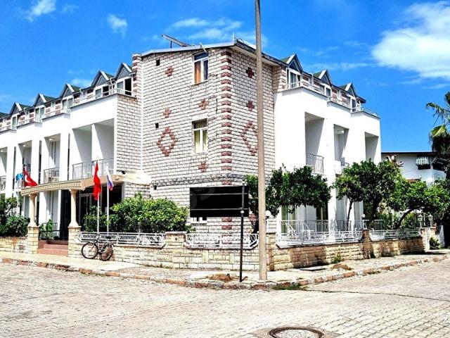 ACİL Kemer Merkezde 46 Oda 100 yatak Satılık otel 145 000 000TL