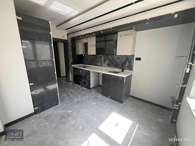 ACİL N.VEGA AVM YANI VAD.M EVLERİ 2.5+1 KATTA SATILIK LÜX DAİRE