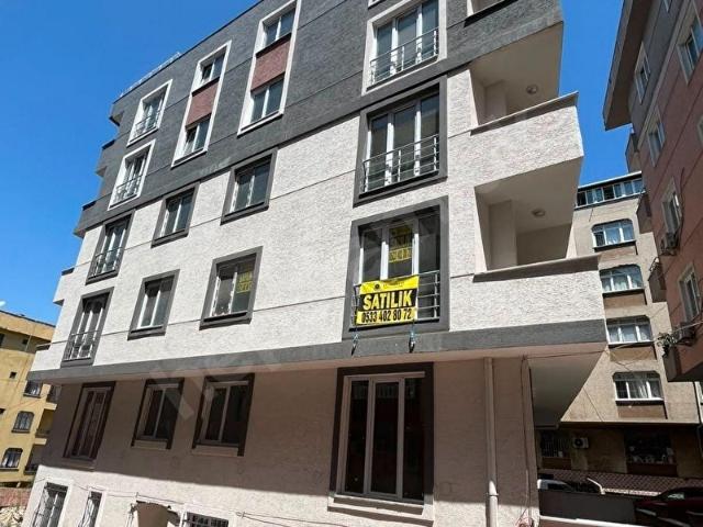 ACİL SATILIK KREDİYE UYGUN SIFIR ARAKAT DEVLET HASTANESİ ÜSTÜ 80 M2