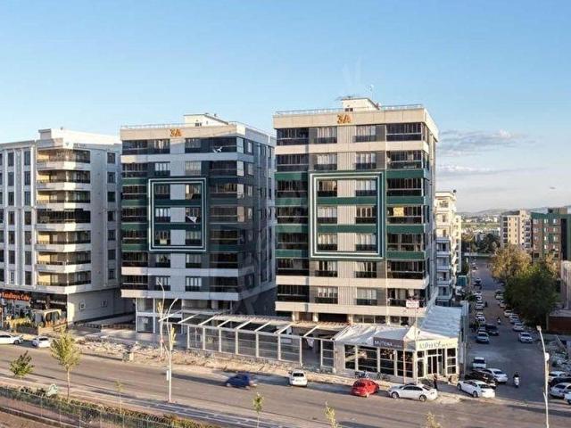 ACİLLL KANALBOYU'NDA LÜX 4+1 KÖŞEBAŞI DAİRE