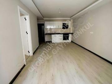 Acil Migros Mevki Sitede 1+1 Arakat Ön Cephe 55m2 Balkonlu
