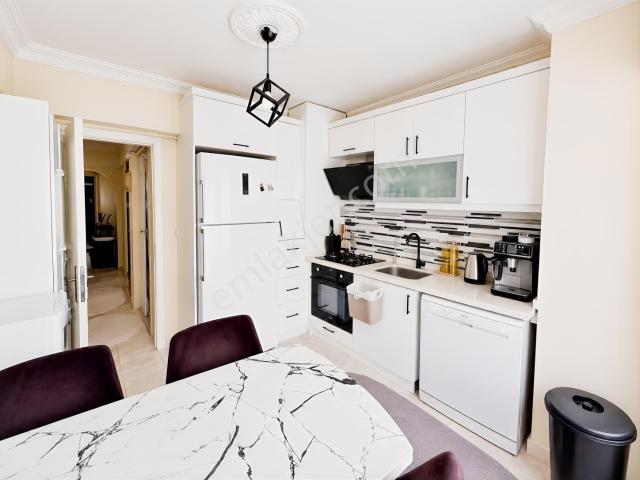 Acil!n. Yolu Caddesi Üzerinde Full Yapılı 2+1 Yüksek Giriş Daire