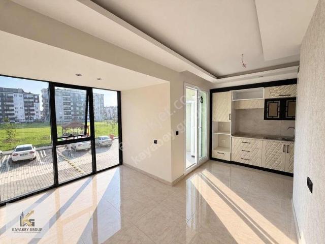 Acil Özay Realty 1 Satılık 3+1 1. Kat