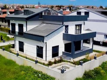 Acil Acil Kelepir Fiyatına Müstakil Villa