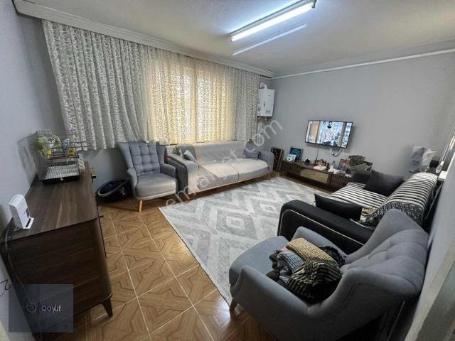 Acil Acil Satılık Edremit Merkezinde Doğalgazlı 2+1 Daire