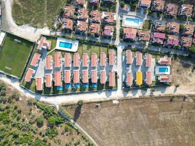 Acil Adagöl Yakını Kuştur Mevki Satılık 4+1 Villa Güneş Panelli