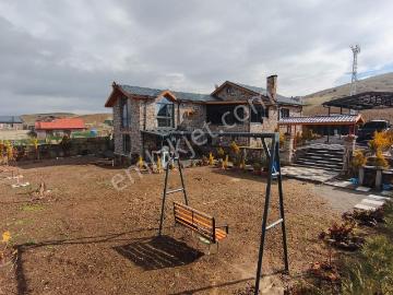 Acil ! Doğal Taş Mimarıyla Benzersiz Satılık Villa