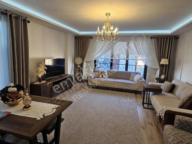 Acil Çekmeköy Alemdağda Butik Sitede Satılık 3+1 Lüx Daire