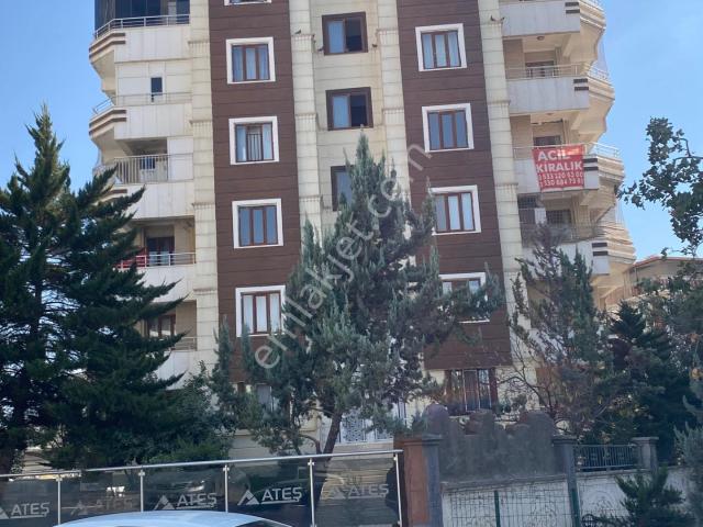 Acil Emlak Güvencesiyle Atakent’te Kiralık 4 Oda