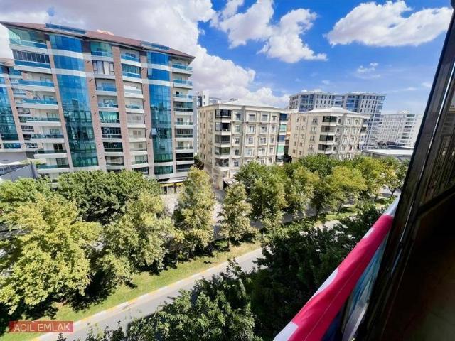 Acil Emlak Güvencesiyle Şenevlerde 4+1 Tekli Daire Kiralık