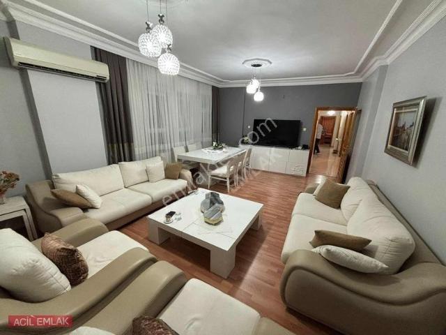 Acil Emlak'tan Kiralık 4+1 Daire Esentepe