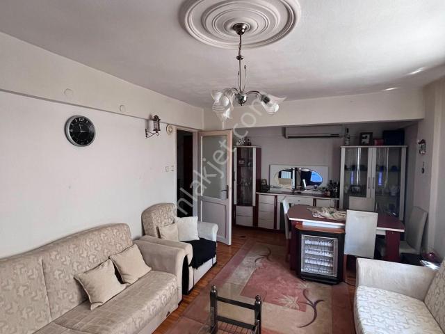 Acil Fırsat Konak Üçyol Meydan Yakını 2+1 90m2+25m2 Bahçeli Yüksek Giriş Daire