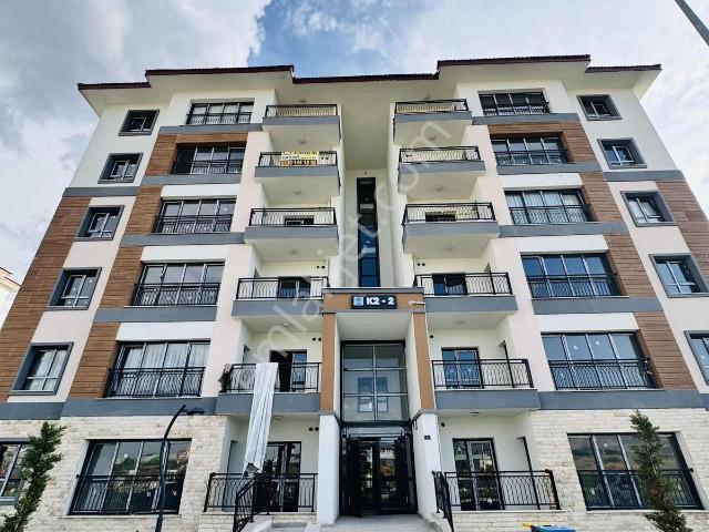 Acil Kiralık 3+1 Daire Oruç Reis Mahallesi