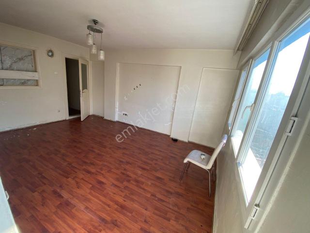Acil Konak Eşrefpaşa Karakol Yakını 2+1 90m2 Asansörlü Arakat Daire