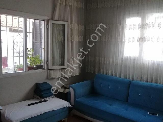 Acil Konak Ulubatlı Mahde 145m2 Arsa İçerisinde Müstakil 2+1 Ev