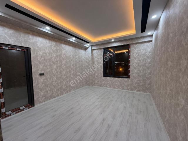Acil Satılık 2+1 Arakat