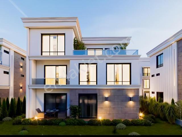 Acil Satılık Köşe Konum 6+1 Triplex Villa/tapu Hazır