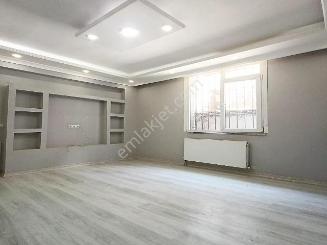Acil Satılık ! Necip Fazıl Mh'de Emsallerinin Altında 3+1 Daire