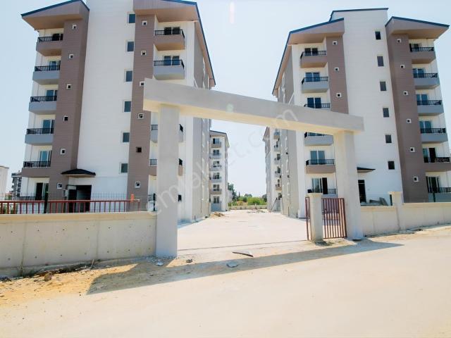 Acil Satılık Havuzlu Sitede 2+1 Daire / Serik Akçaalan Mahallesi