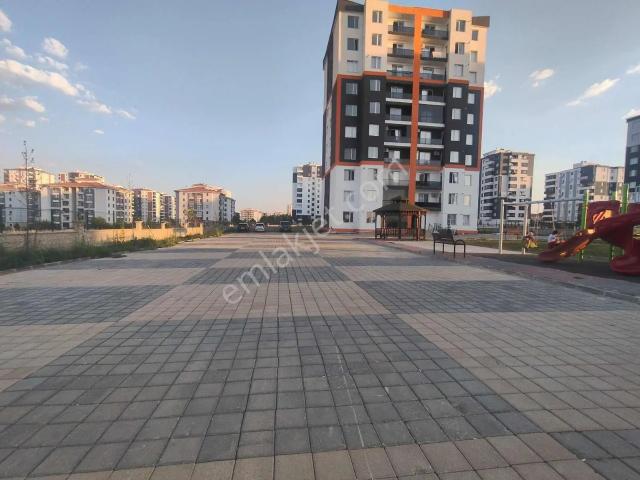 Acil Satılık Zirve Yapı 2+1 Satılık Daire