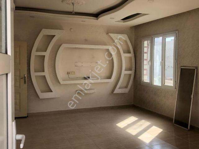 Acar Emlaktan Yetişen Alır Nevruz Bulvarı Üzeri 3+1 160 M2 Daire