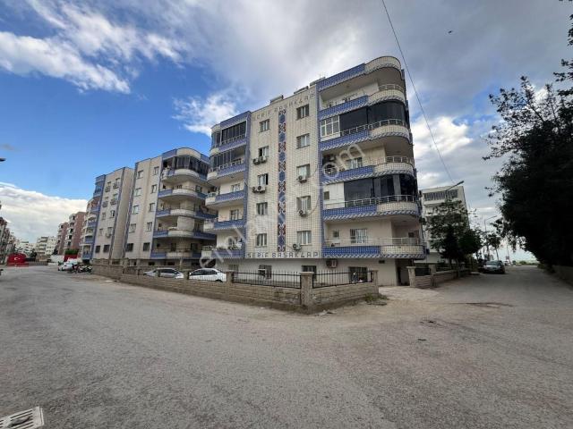 Acar Emlaktan 8 Mart Mah. Acil Satılık 2+1 140m2 Bahçekatı Daire