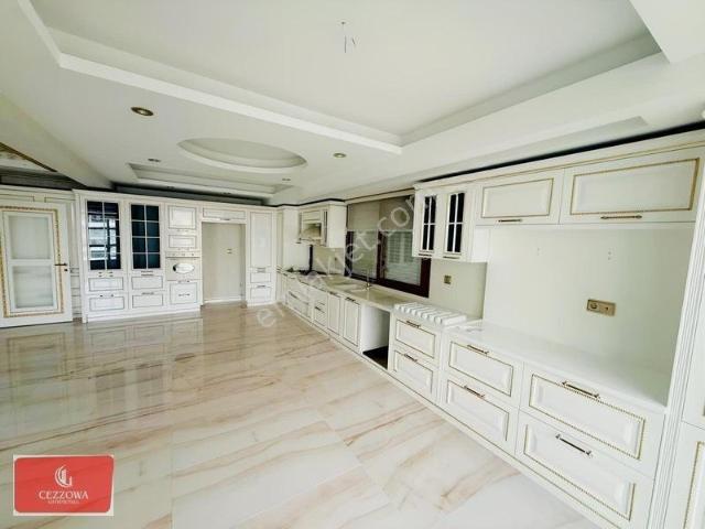 Acil Satlik Pıa Perla Lux Daire 6+1 310 M2 Ful Yapılı