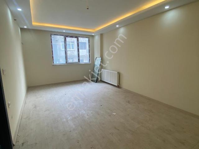 Acil!tuna Mah.site İçerisinde 1.kat85m2 2+1 Sıfır Krediye Uygun