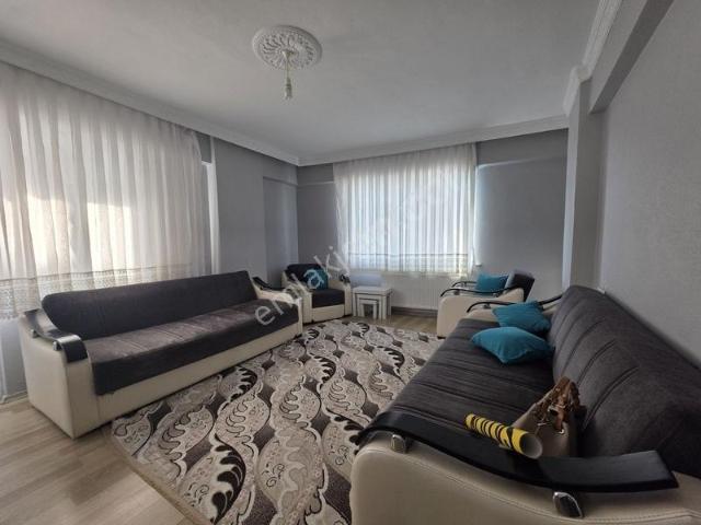 Acil Tekirdag/kapaklıda Beledıye Yanı Merkezı Konum Satılık 2+1