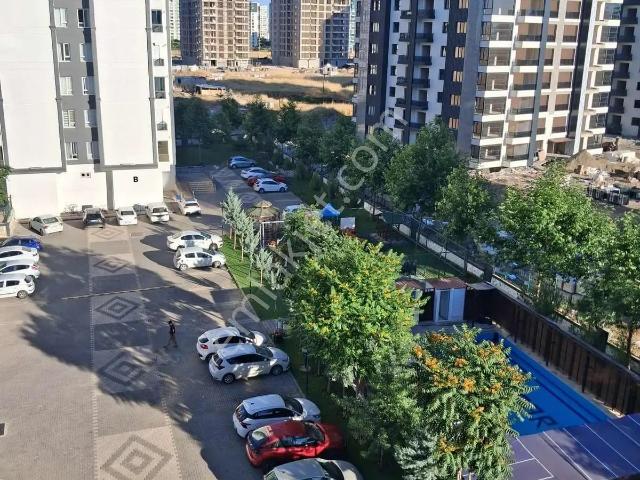 Acil Winstown Arkası 2+1 Daire
