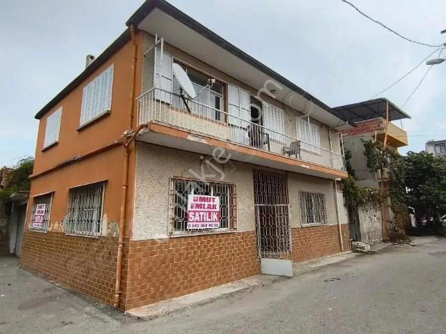 Acil 5 Kat İmarlı 125m2 Arsa İçinde 2 Katlı Müstakil Ev