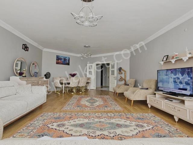 Acill Uygun Fiyatlı 4+1 Manzaralı Asansörlü Site Dairesi