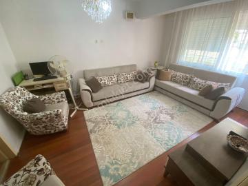 Acill Buca Çamlık Mah.de 3 Katlı 3 Daireli Komple Satılık Müstakil Ev bina