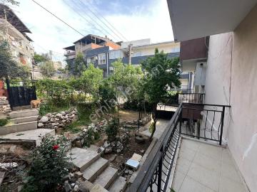 Acill Buca İnönü Mah.de Otokent Yakını 2 Katlı 301m2 İçerisinde Satılık Komple Müstakil Bina ev