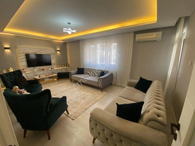 Acill Buca Şirinyer Merkez Civarı Hürriyet Mah.de 3+1 120m2 Dgazlı Arakat Full Lüx Tadilatlı Satılık