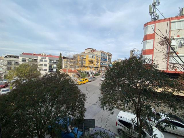 Acill Buca Yiğitler Mah.de Uçanyol Kavşağı Yanı 3+1 125m2 Dgazlı Arakat Satılık Daire