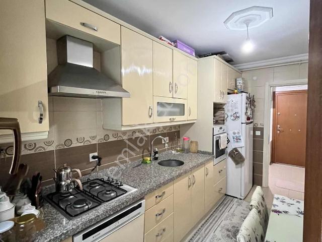 Acill Cadde Üzeri Köşe Başı Müthiş Konumu İle Satılık Ara Kat