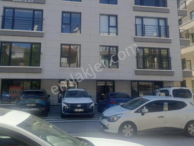 Acill Emek De 2+1 Yeni Binada Bahçe Kullanımlı