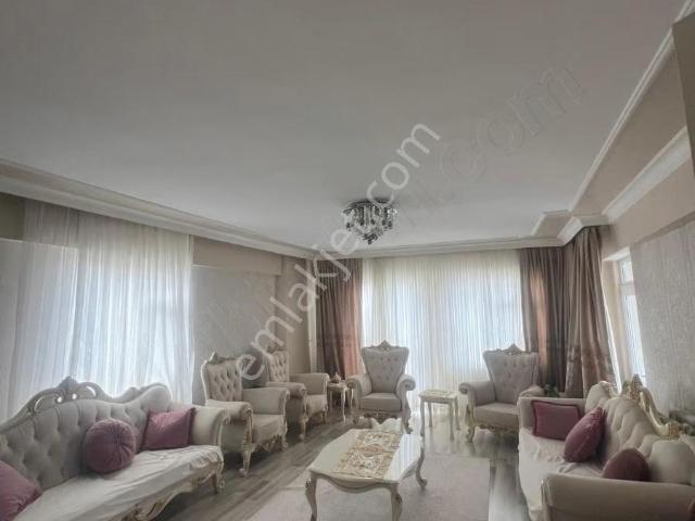 Acill Gaziler Semtinde 3+1 Satilik Daire