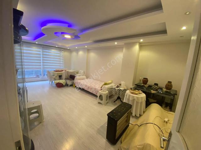 Acill Konak Zeytinlik Mah.de Kemer İzban Yakını 3+1 135m2 Dgazlı Arakat Asansörlü Lüx Satılık Daire