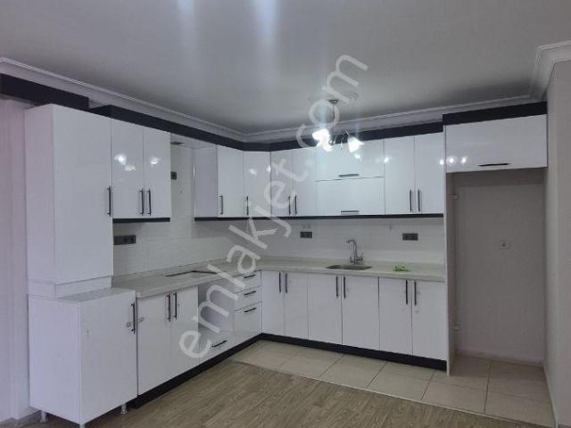 Acill Kuşadası Davutlar Mh Sinde 3+1 Tam Merkezde Satılık