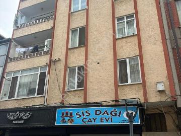 Acilll Gölcük Merkez 3+1 Eşyalı Kiracılı Satılık Daire