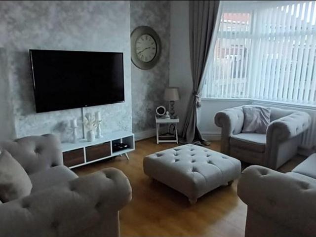 Acklam Avenue, Sunderland, SR2 3 bed semi detached house to rent £975 pcm £225 pw