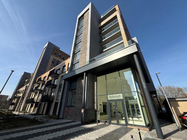 Ackroyd House, Edinburgh Gate, Harlow 1 bed apartment to rent £1,350 pcm £312 pw
