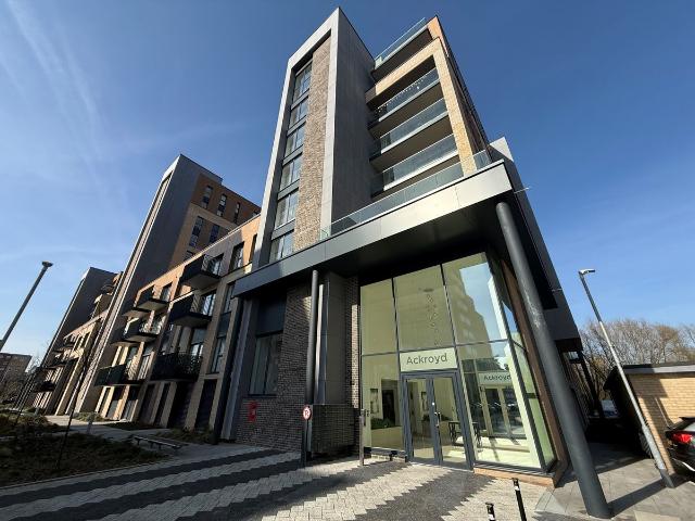 Ackroyd House, Edinburgh Gate, Harlow CM20, 1 bed flat to rent, £1,350 pcm | PrimeLocation