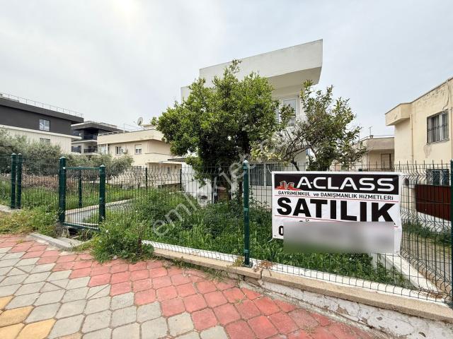 Aclass'dan Şehrın Tam Merkezınde Acıl Satılık Bahçeli yatırımlık Fırsat Müstakıl Ev
