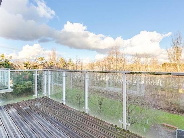 Acqua House, Melliss Avenue, London, TW9 4BY, United Kingdom | 2 bed apartment for rent #137837293 | Rentberry