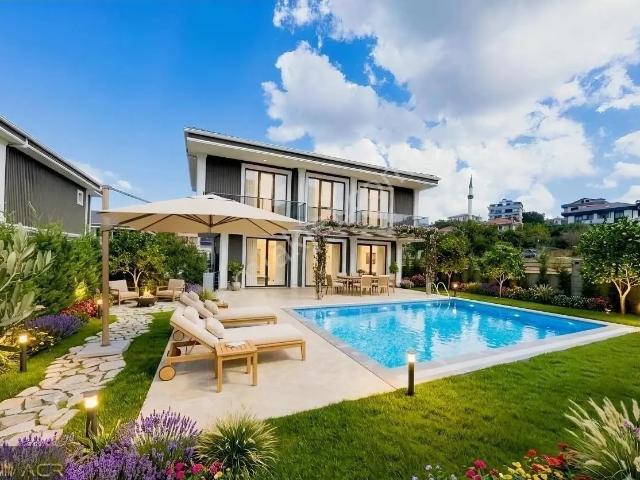 Acr Gyd'den Şile Çayırbaşı'nda Kiralık Lüks Havuzlu 5+1 Villa